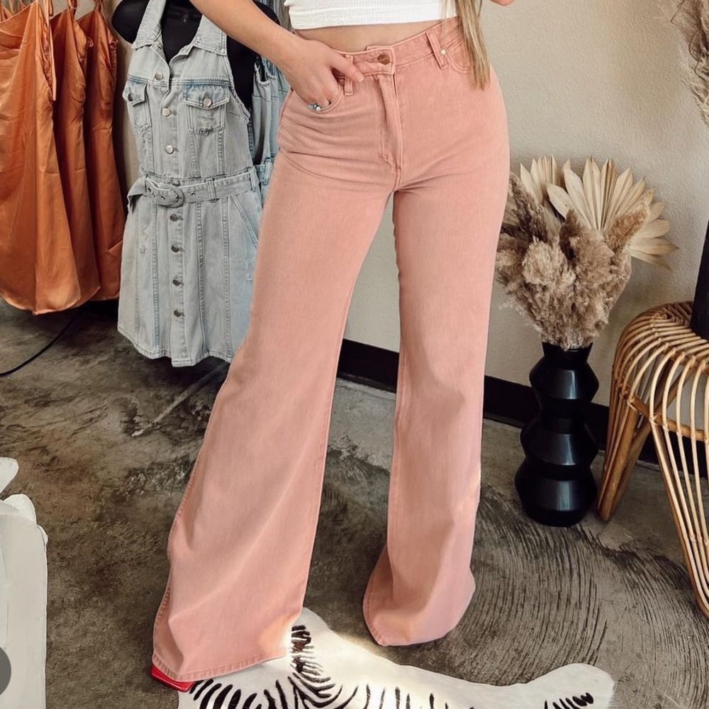 Pink flare Weanglers- NEVER WORN
